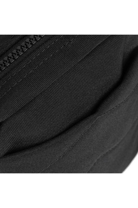 Roka Shoulderbag Bond svart