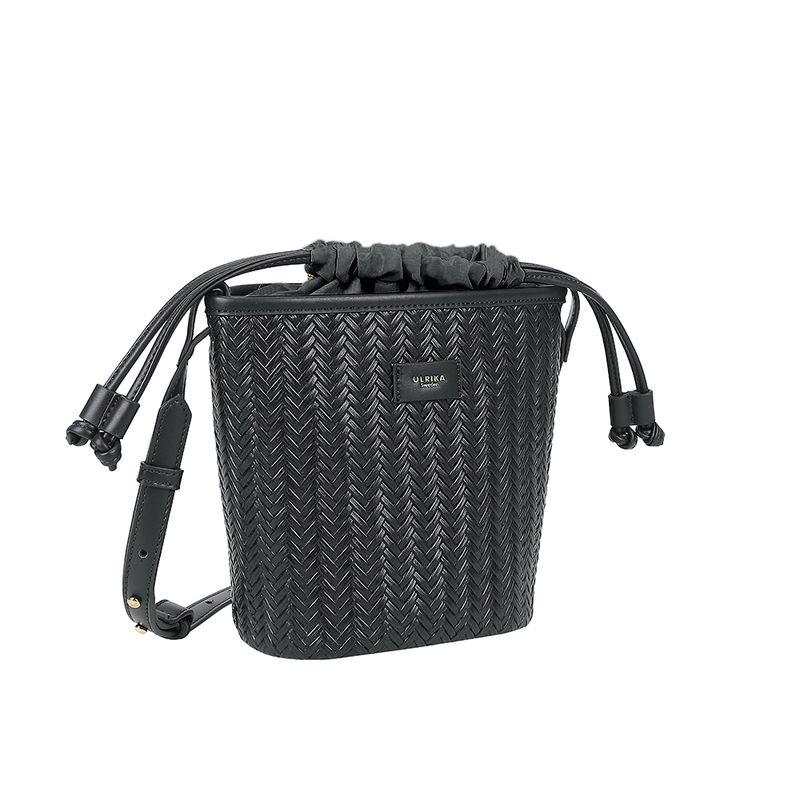 Ulrika Design Bucketbag Braid svart