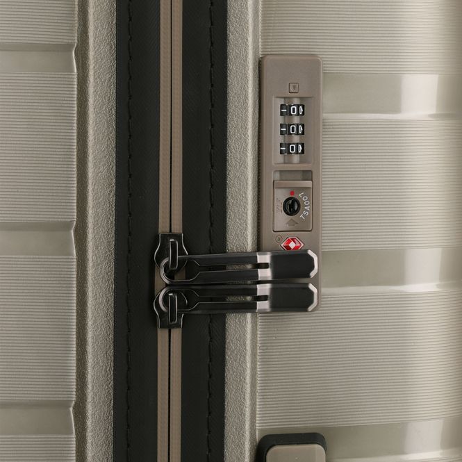 Huvudbild Travelite Air Base L 77 cm champagne